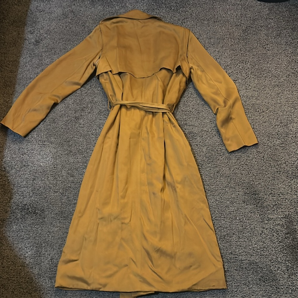 VETTA Camel Brown Trench Coat - Picture 14 of 16